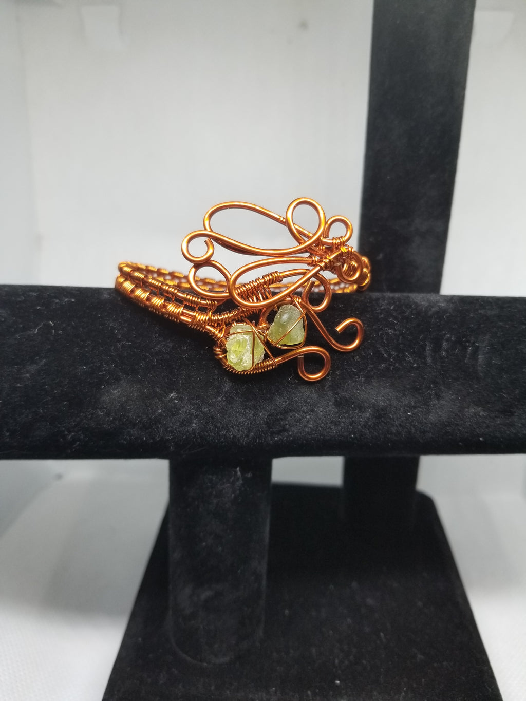 Green Clear Curl Wrap Stone